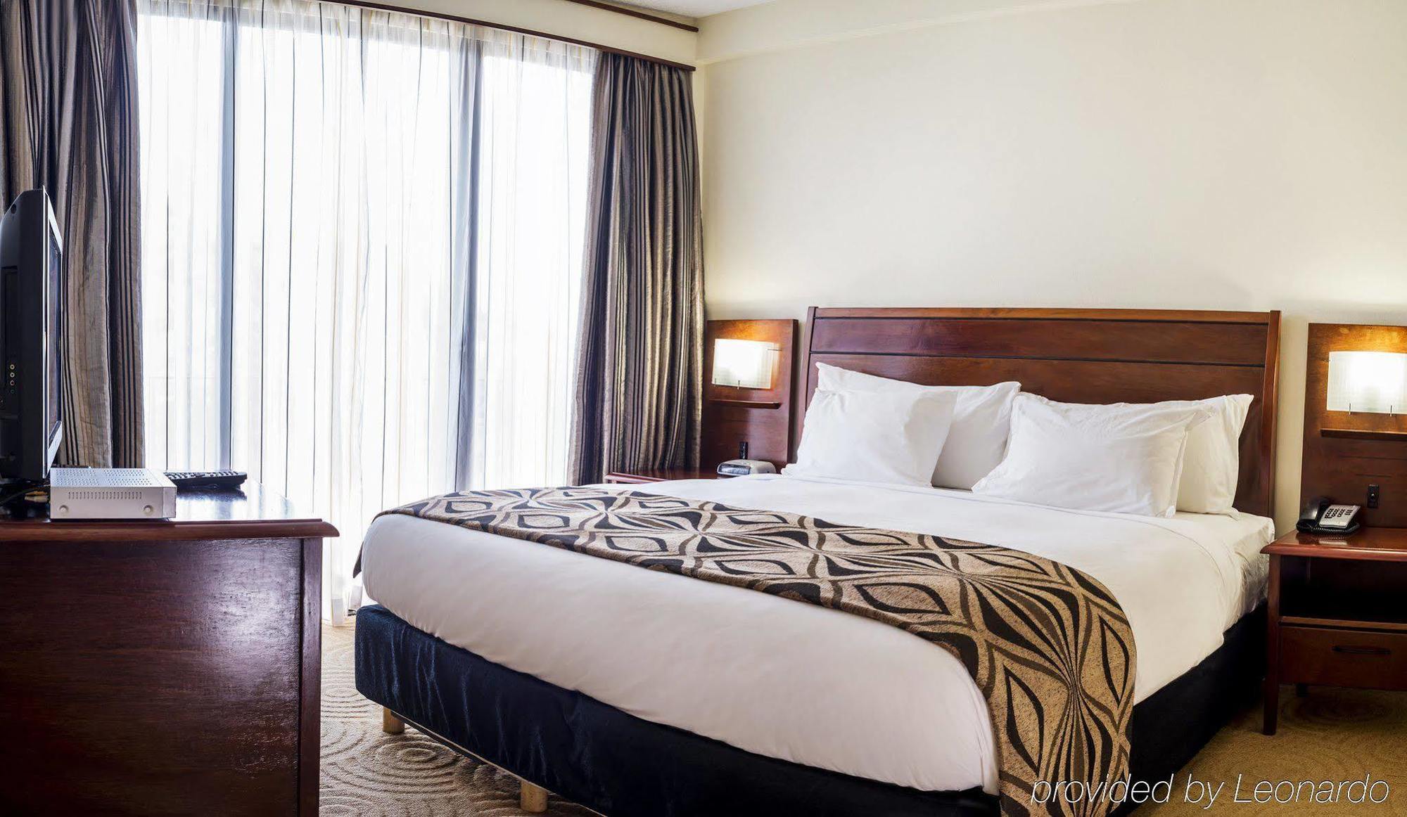Crown Hotel Port Moresby Extérieur photo